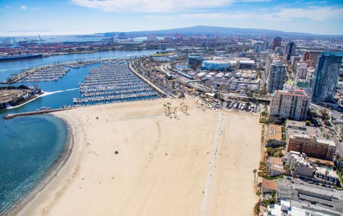 Alamitos Beach - West Towards Convention Center (2)